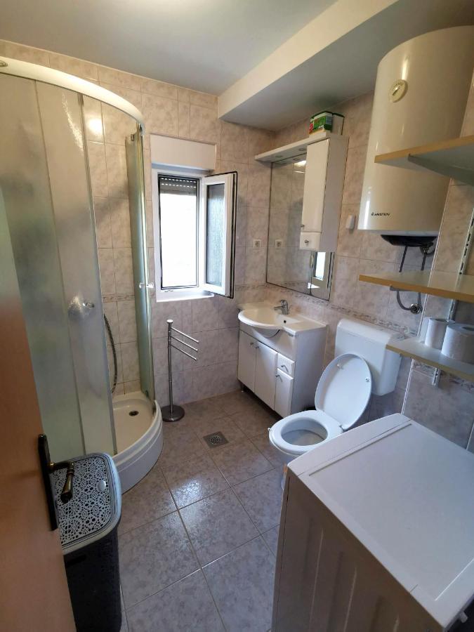 Apartment Dundo In Quiet Green Area Medulin Luaran gambar